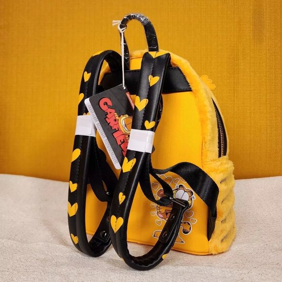 lululemon festival bag navy Tilly Crossbody Bag: ThornsLine Force Monofilament Fishing Brand_Zpacks Size:4/0 100ct 92671-BR